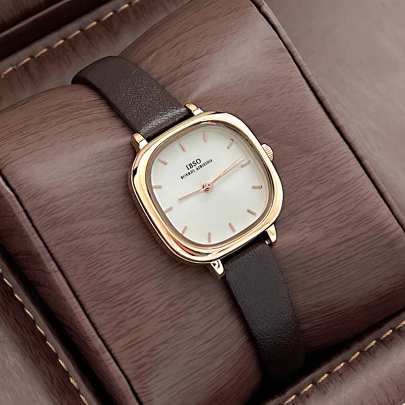 Orologio da donna di marca di lusso orologio da polso impermeabile in acciaio con quadrante piccolo in oro regalo femminile orologio da polso al quarzo in pelle quadrata di moda da donna