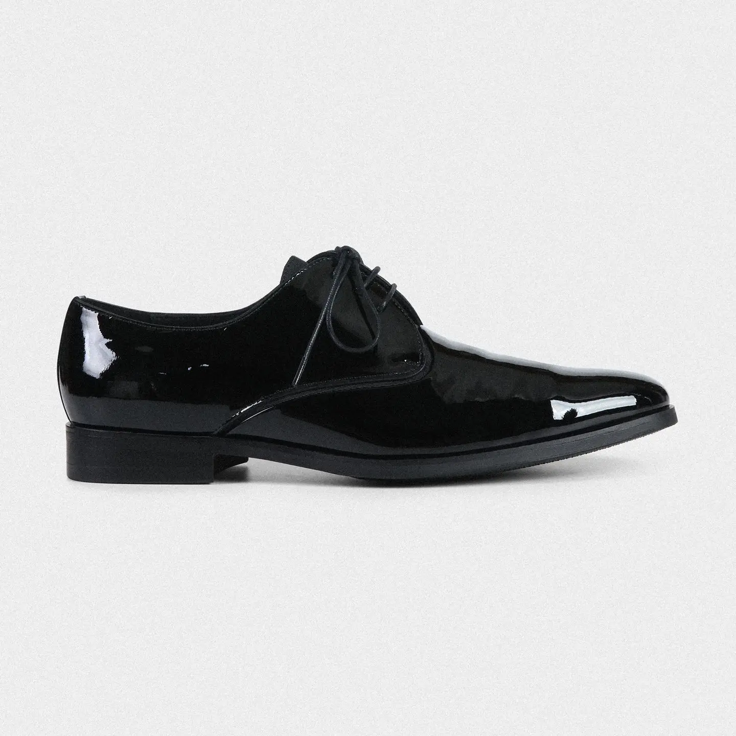 

Glossy Leather Men's Derbies Black Business Casual Shoes Thick Bottom round Toe Leisure Men's Shoes Comfortable Breathable