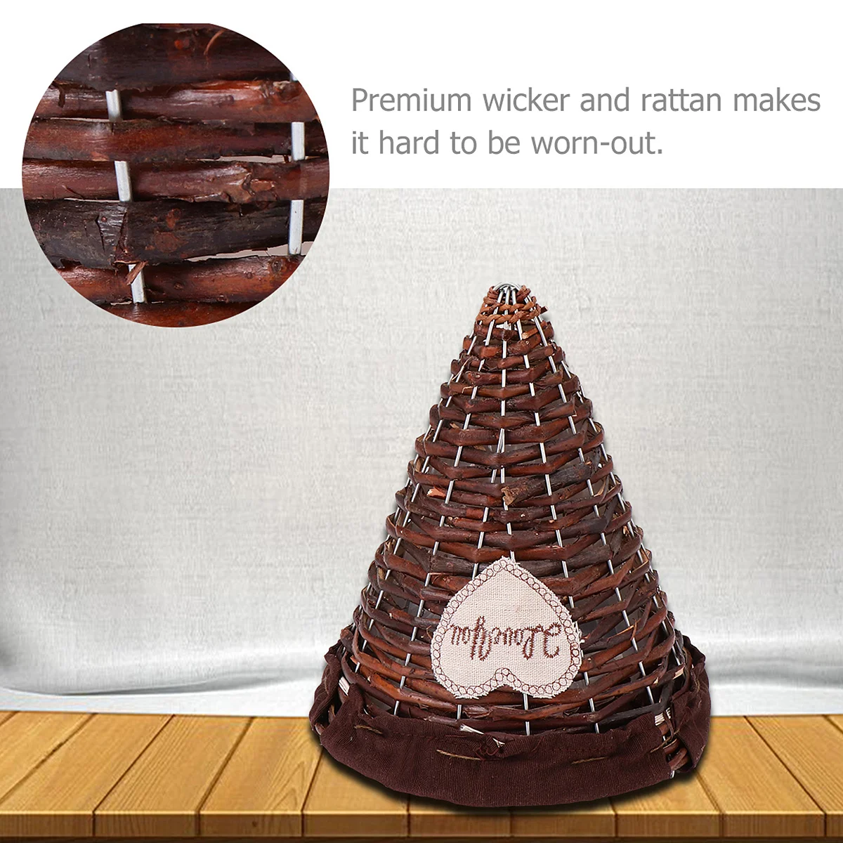 

1Pcs Hanging Cone Wicker Basket Natural Rattan Retro Wall Hanging Basket Decoration Plant Holder Banana Leaf Cone