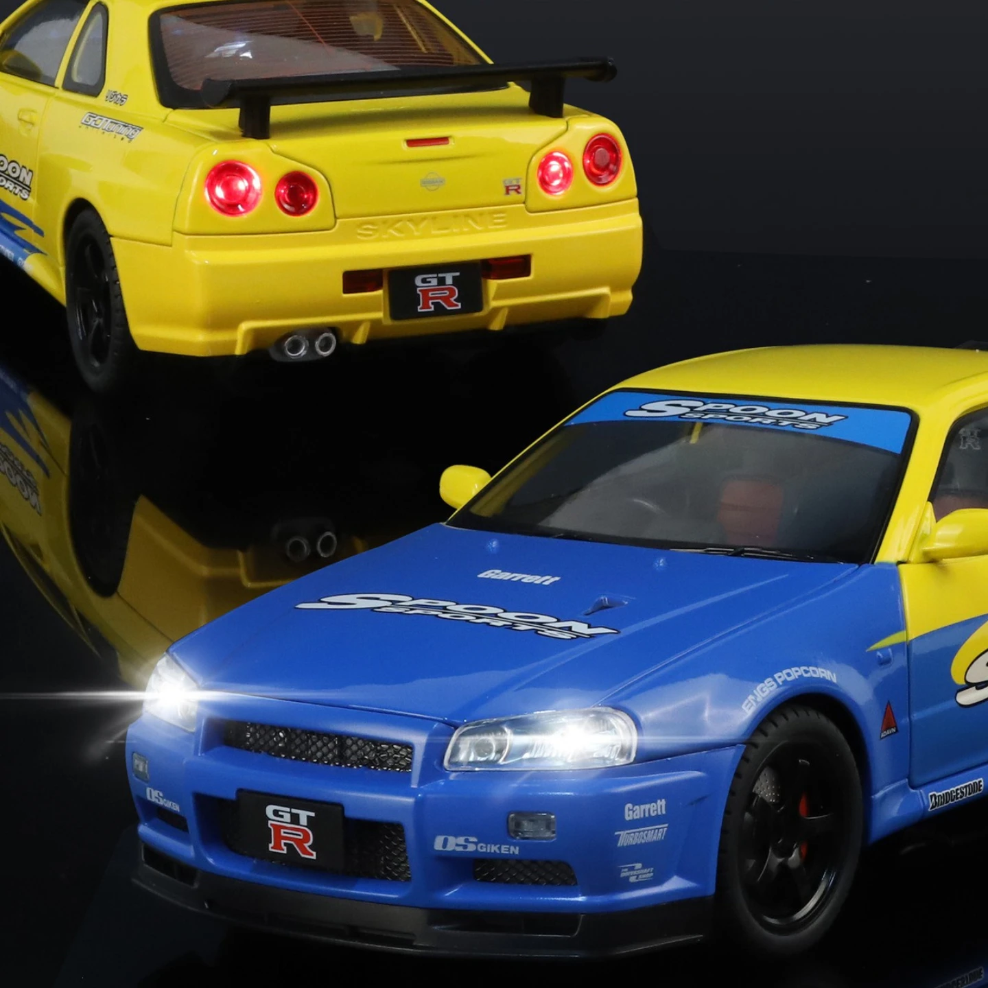 

1:18 Skyline GTR Sports Car Model Toy Diecast Metal Sound Light Doors Opened Vehicle Models Collection Gifts for Kids