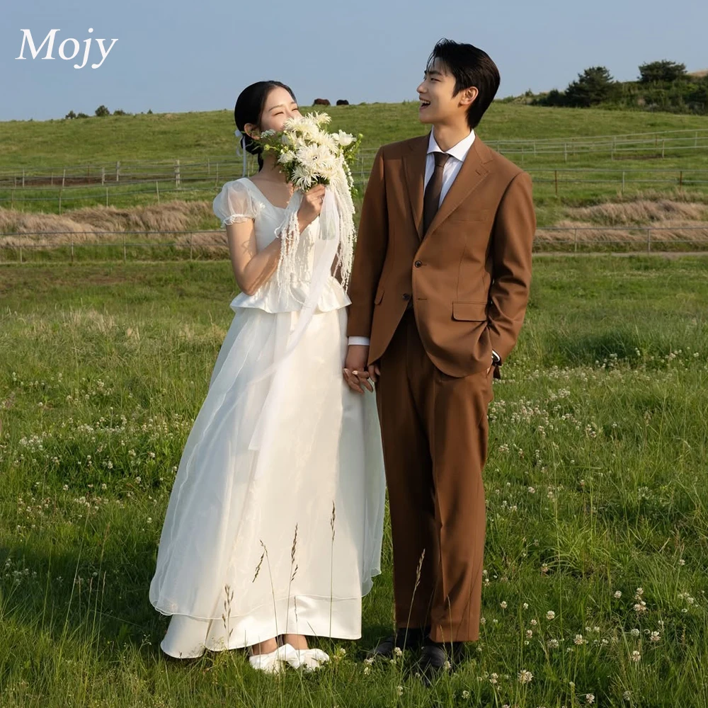 

Mojy Elegant A-line Korea Wedding Photo Shoot Dresses Square Collar Cap Sleeves Floor Length Bridal Gowns 웨딩드레스 Customized