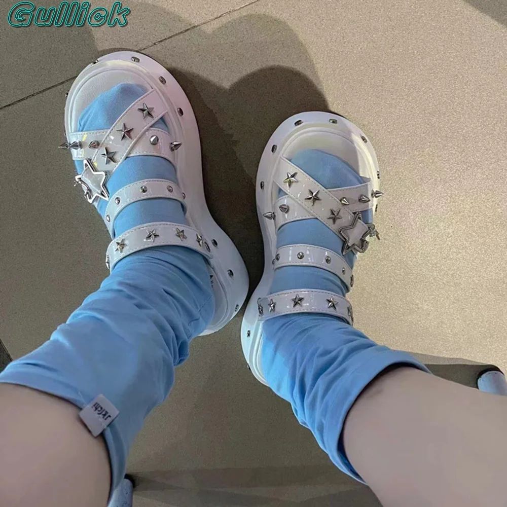 

Gullick Novelty Rivets Sandals Open Toe Height Increasing Thick Heel Colorful Buckle Strap Back Strap 2024 Summer Fashion Shoes