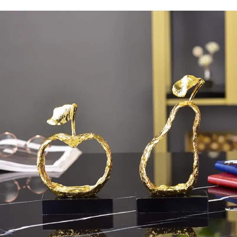 Golden Apple/pear Statue Gold Plated Crafts Fruits Ornaments Desk Decoration Hollow Out Artwork Sculpture Modern Home Decor