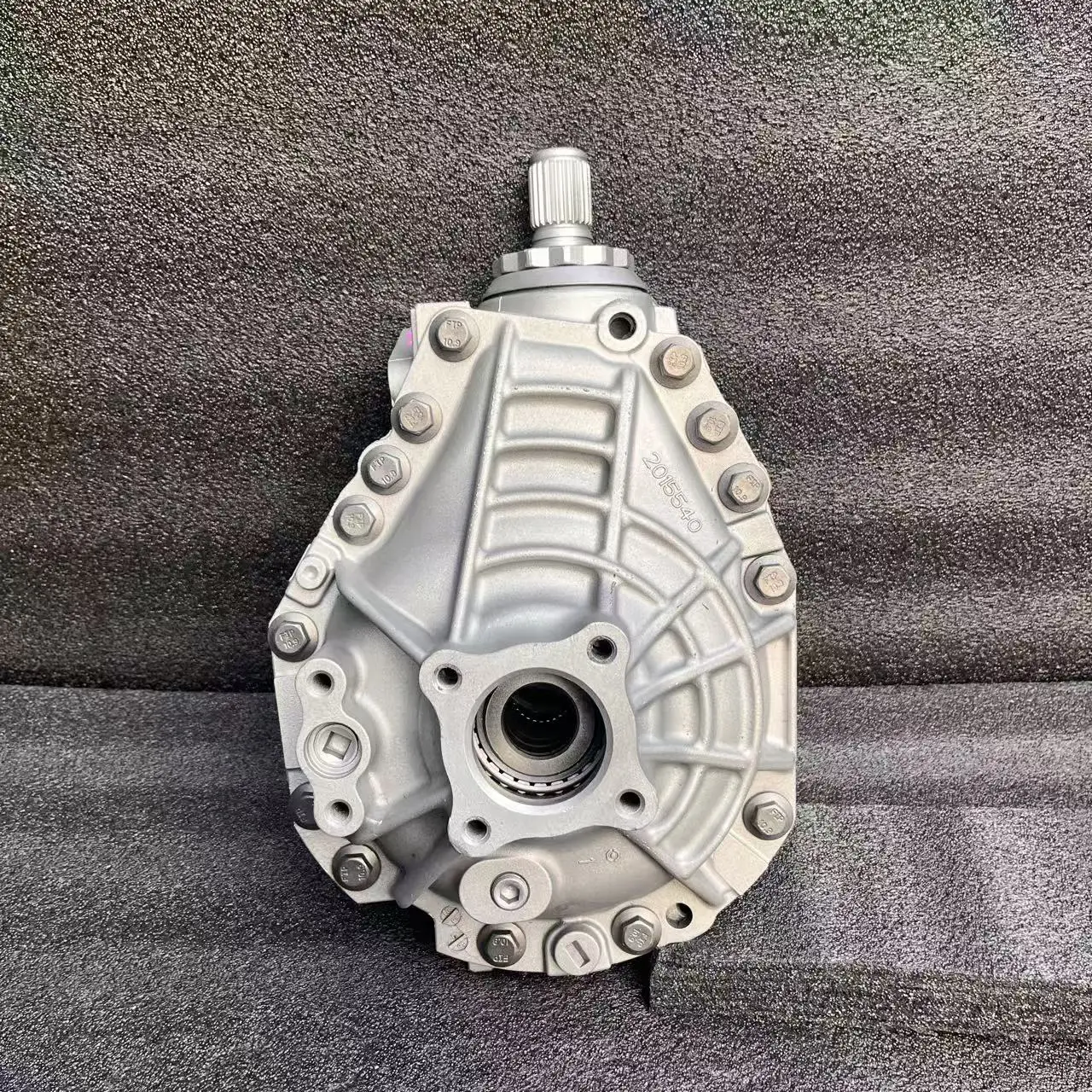 Applicable to Range Rover Front Differential From 2014 to 2017 LR066508  LRO70131 LR044436