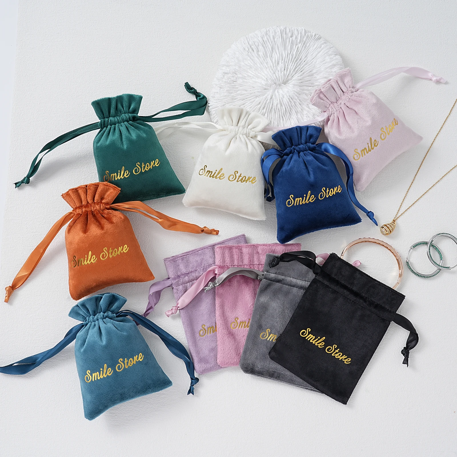 

50pcs Velvet Jewelry Drawstring Bag for Jewellry Necklace Rings Earings Gift Packaging Organizer Pouch Wedding Favors Candy Bag