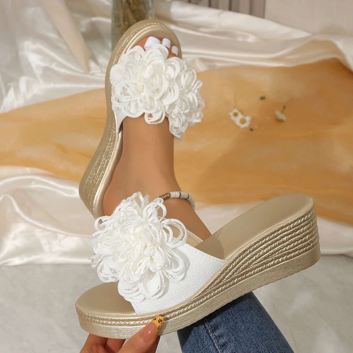 Trend Women Wedges Sandals Summer Beach Platform Shoes Women Flower Round Headed Solid Color Slippers High Heel Sandals Women