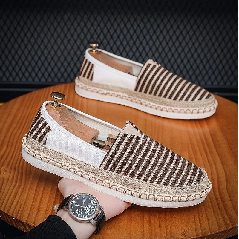 Sepatu Kasual Pria Slip-on Kanvas Musim Panas Model Rendah Warna Cokelat Murah Likuidasi Tanpa Kulit untuk Jalan Santai, Kerja, dan Santai