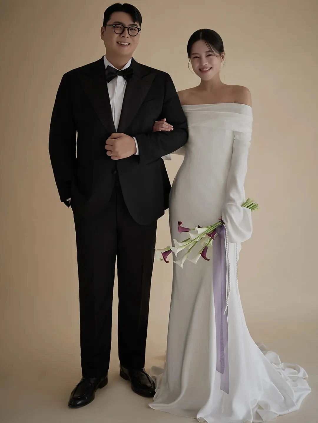 Fancy Simple Korea A Line Wedding Dress Elatic Satin Off Shoulder Prom Gown Back Corset Wedding Party Dresses Customized