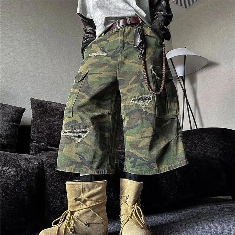 

Women's Distressed Calf-length Camouflage Jeans Cool Girl Patch Wide Leg Cropped Trousers Female High Waist Capris Pants