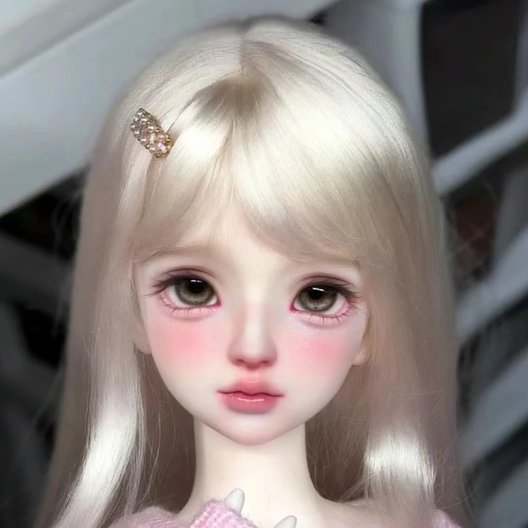 

1/4 BJD Doll Head Resin Material Doll Lovely Girl DIY 1/4 Doll No Makeup Toys Girl Gift