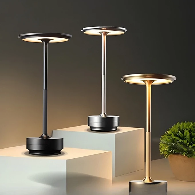 

Настольная LED-лампа с USB-зарядкой, сенсорным управлением, трехцветным диммированием, плавной регулировкой яркости, простым дизайном, водонепроницаемая.