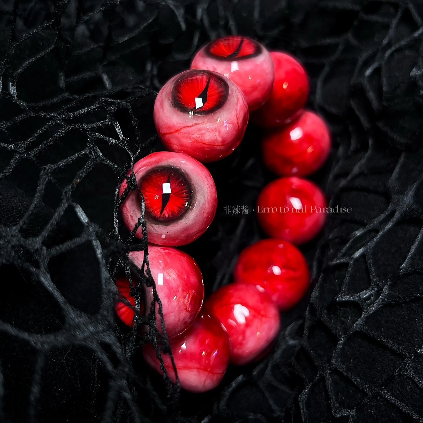 

3157 Blood Red Resin Eye Beads Bracelet Handmade Artisan Crafted Unique Jewelry Daily Wear Special Occasions Creative Handmade