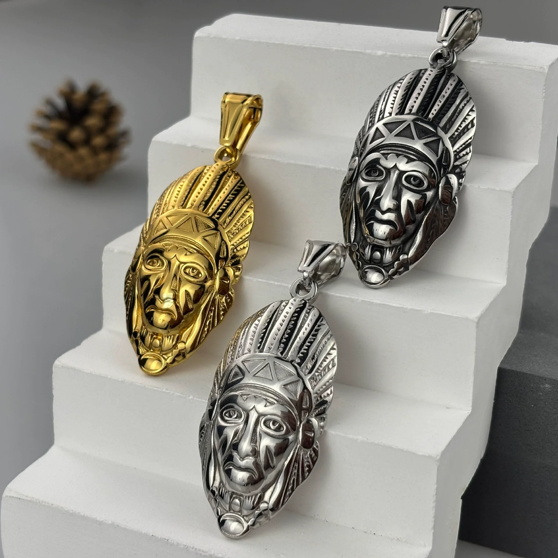 316L Stainless Steel Tribal Chief Pendant Golden Embossed Native Style Portrait Charm Men Vintage Hip Hop Necklace Jewelry Gift
