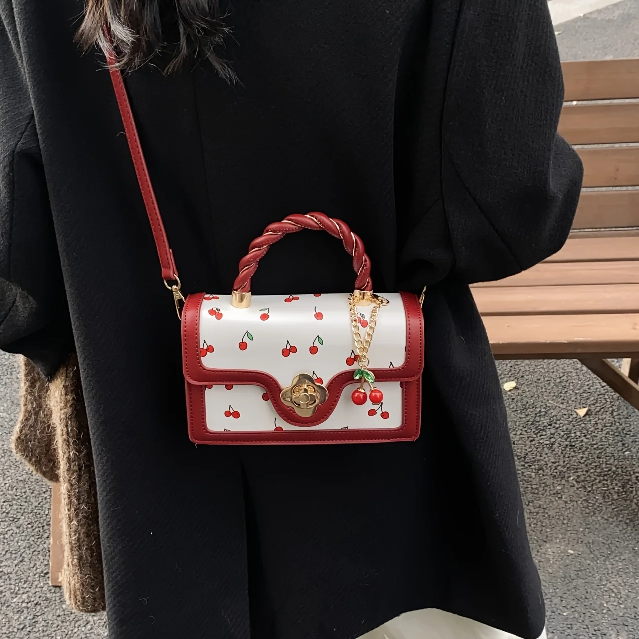 2026 Fresh Cherry Print Small Square Bag Fine Line Workmanship, Neat Edge Wrapping, Hardware Accessories with a Strong Glossy Finish, and Will Not Fade over Time.
