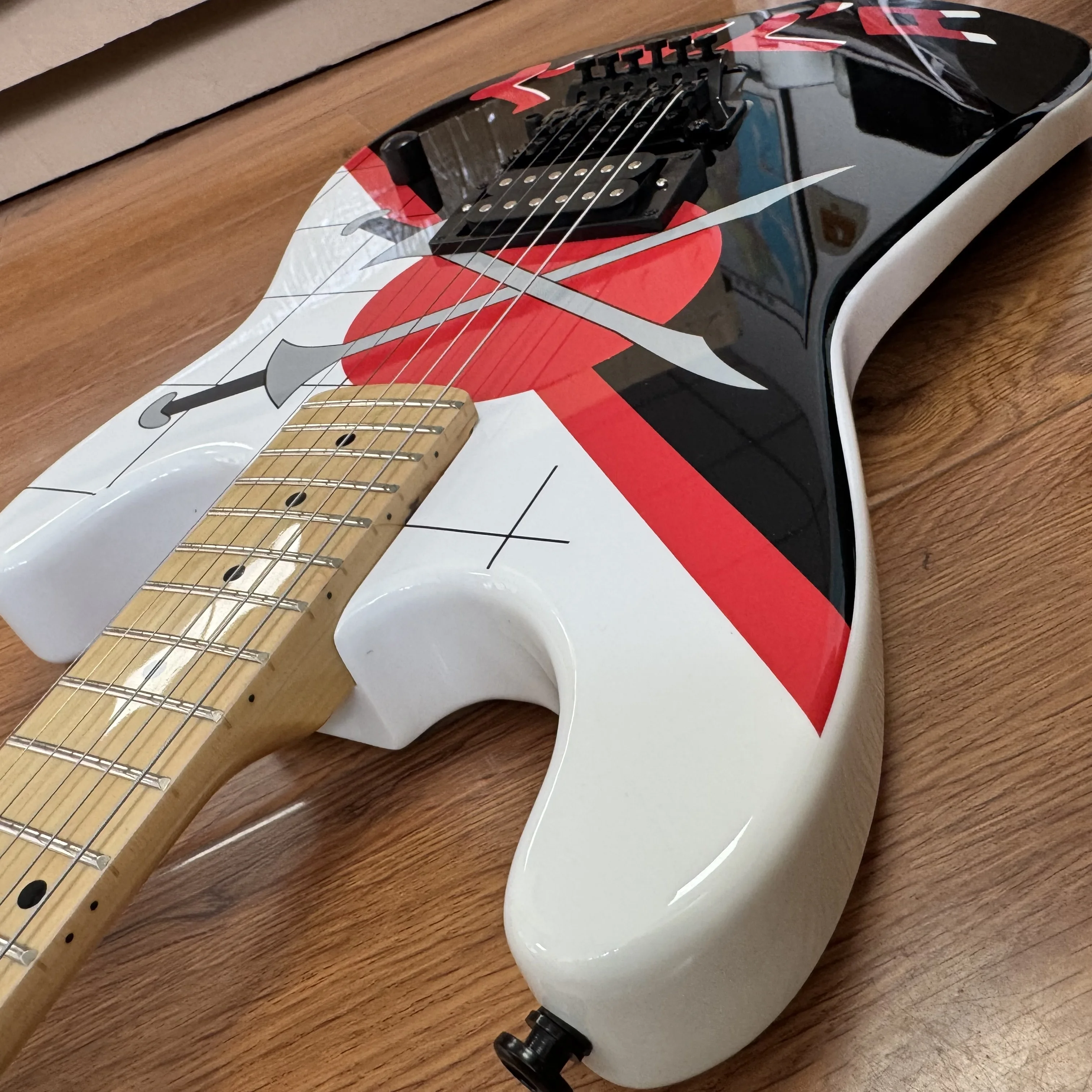 New STS Signature San Dimas Cross Swords Electric Guitar Floyd In Stock Christmas Gifts Available In US Warehouse Free Shipping
