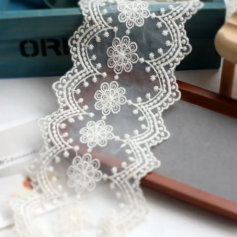 10 cm breites, mit Blumen besticktes Spitzenband zur Dekoration von Kleidern, Kleidung, DIY-Bastelbedarf, Handarbeiten, Nähzubehör – Detail 4