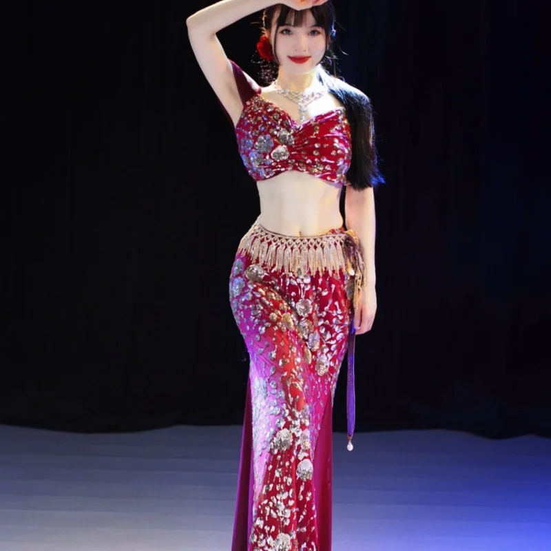 

Новый комплект костюмов для танца живота, женская сексуальная темпераментная одежда для выступлений для взрослых, одежда для восточных танцев, профессиональная одежда для соревнований
