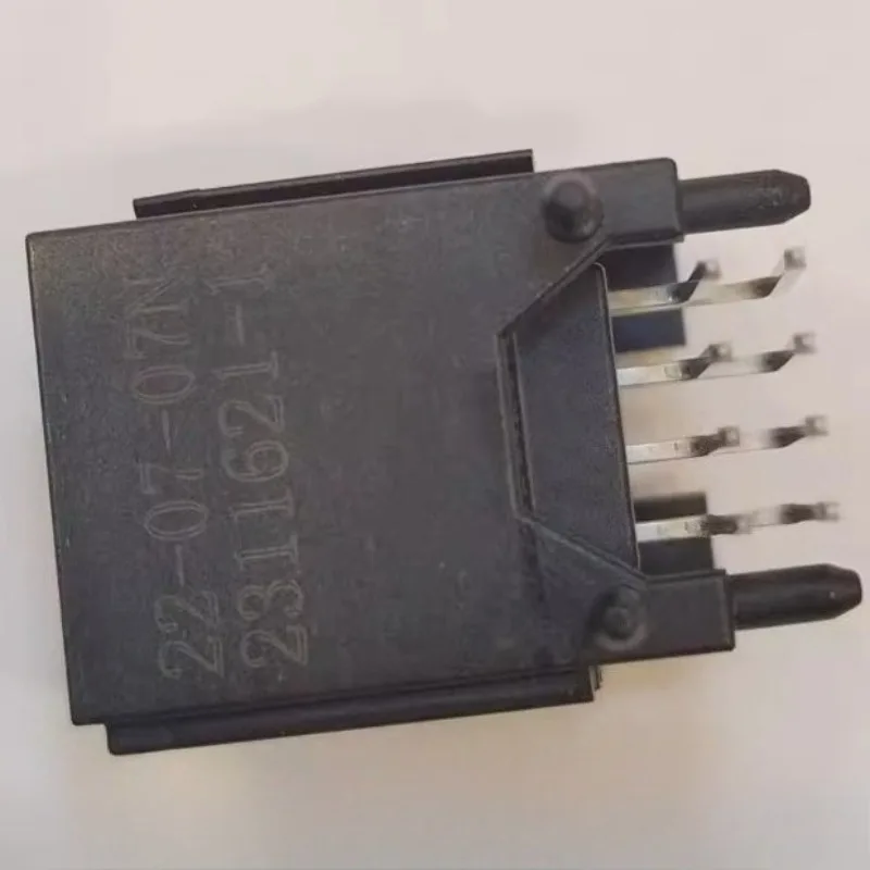 2311621-1 Board Mount Housing, 8-Hole Automotive Connector, Harness Plug