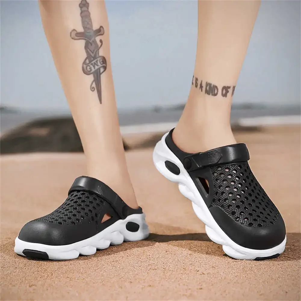 Ronde Voet Antislip Een Mannensandaal Waterschoenen Heren Slipper Sneakers Sport Nieuwjaars Hardloper School Fit Racen