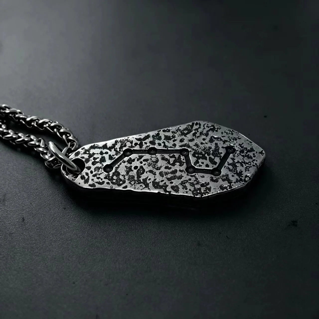 Trendy Big Dipper Safety Buckle Pendant Men Jewelry Ethnic Style Eight Diagrams Taoist Scriptures Necklace Male Choker Accessory