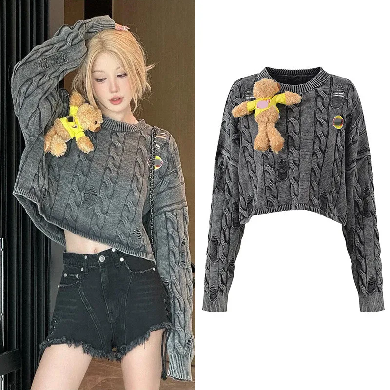 

High-End European Sle Bear Doll Knitted Sweater ey round Ne Long Sve Hole Design Anti-Aging Women's Faion