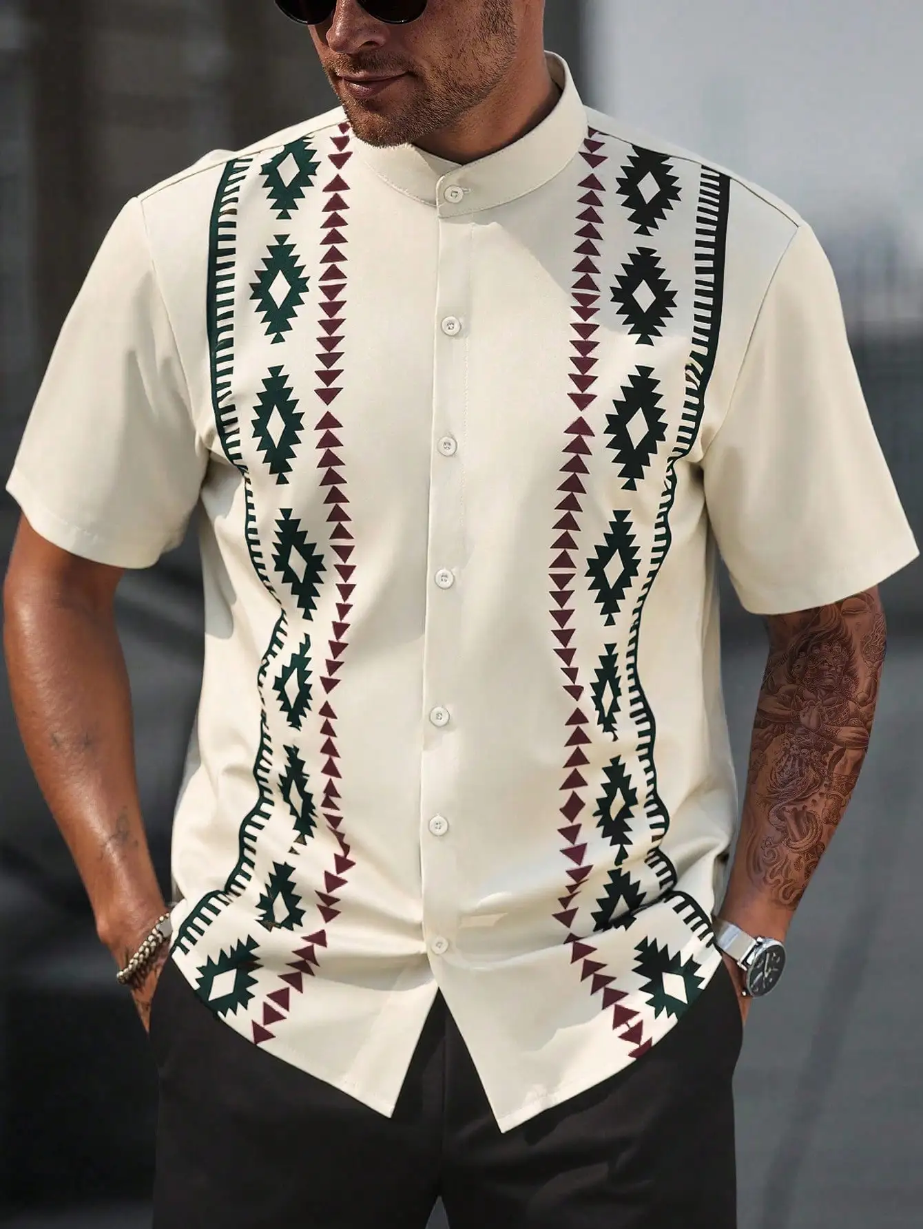 

Men's Short Sleeve Button-Up Shirt with Geometric Tribal Print