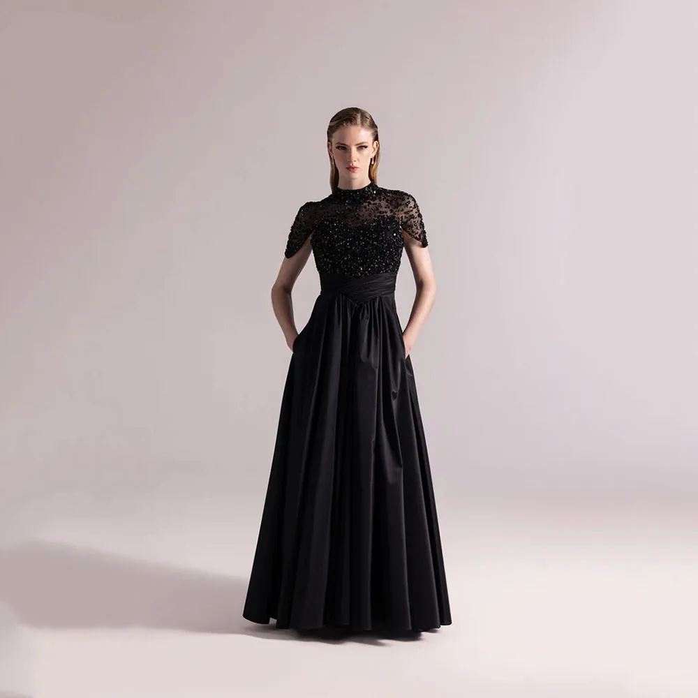 فستان سهرة بسيط بياقة عالية وأكمام قصيرة على شكل حرف a فساتين سهرة طول الأرض مناسبة رسمية فساتين لحضور الحفلات الموسيقية مخصصة 2025