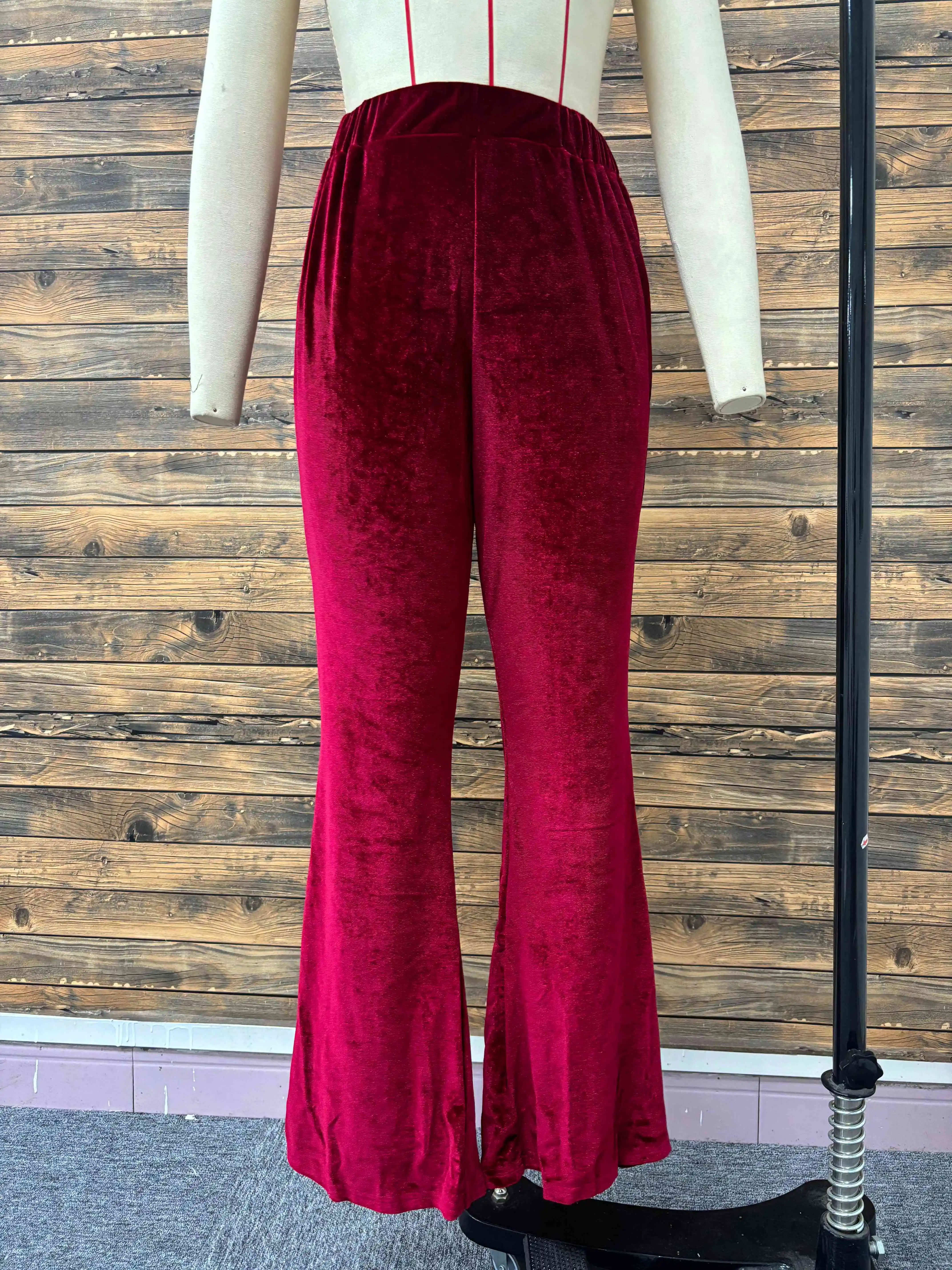 Women\'s high waisted gold velvet casual wide leg pants are suitable for wearing a casual temperament in all seasons