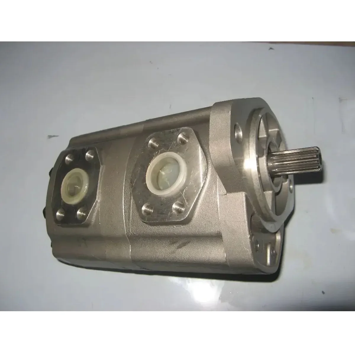 Grader Part Replacement Gear Pump 23A-60-11100 23A-60-11300 for GD511A-1 GD510R-1