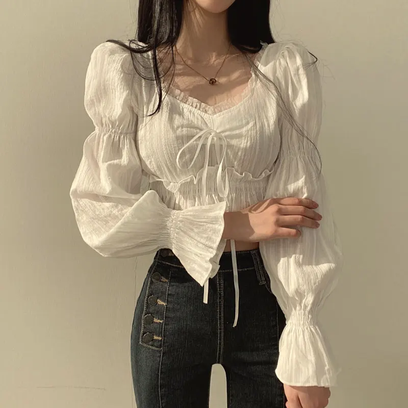 Chic doux col à volants ort coupe ajustée cloche Sve irt avec nœud papillon pour plus jeune look automne Faion dames Blouse