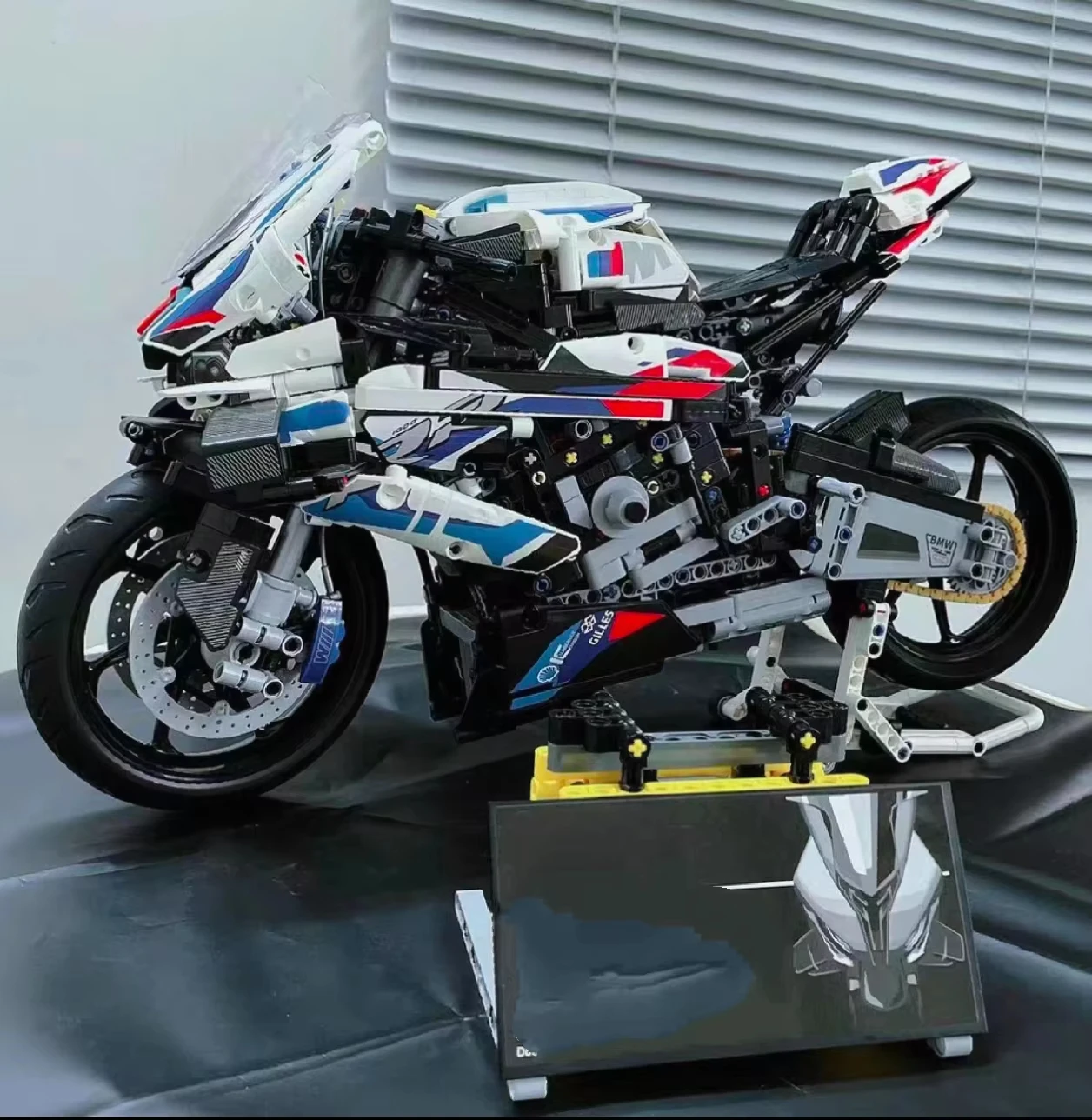 Kalein Technology M1000RR Super Motorcycle Locomotive Model Building Block Mechanical Group Toy Adult Boy Gift