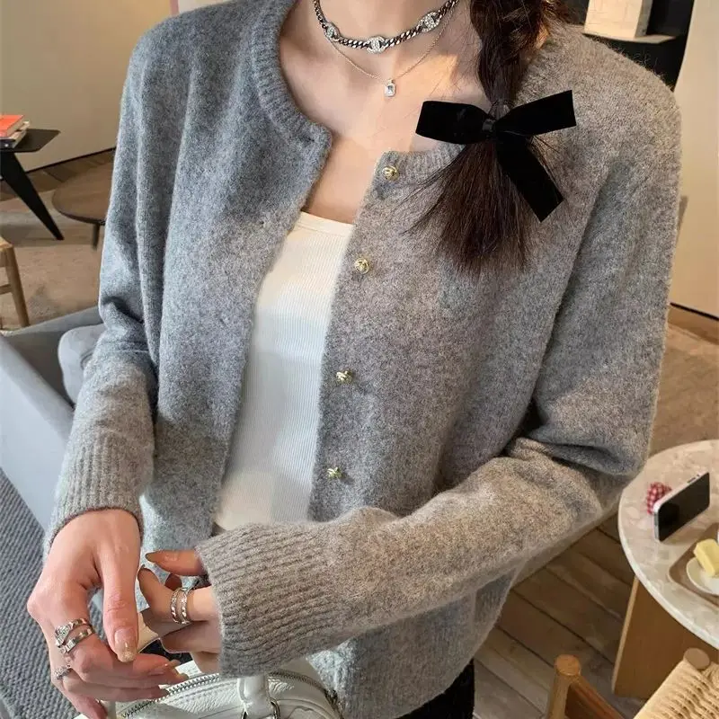 Novo outono casual malha cardigan feminino o pescoço manga longa cor sólida curto camisola de caxemira casaco moda malhas