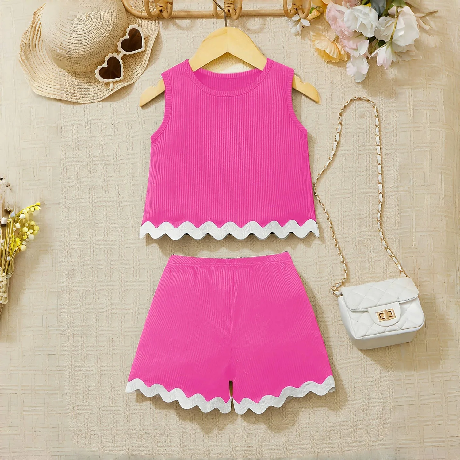 

2 pieces set of summer new girls' sweet and lovely solid color vest top and shorts set children's clothing for girls