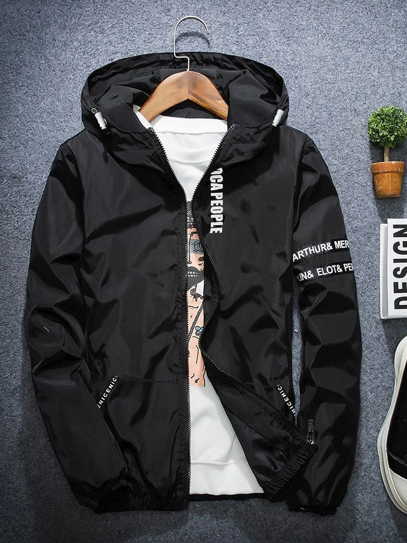

Men's Solid Color Hooded Thin Jacket Coat, Casual Padded Coat Windbreaker With Pocket For Spring Summer
