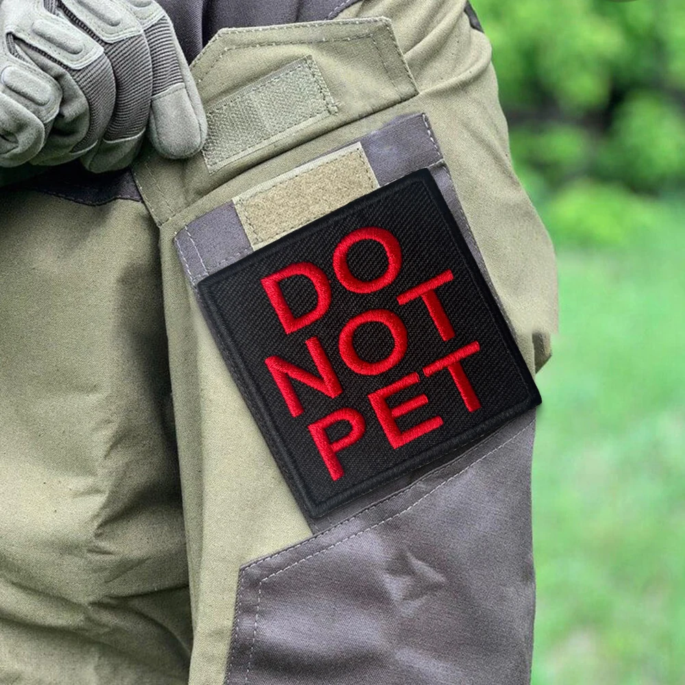 Parche bordado táctico eslogan NO MOCIONAR con velcro para mochila - imagen 3
