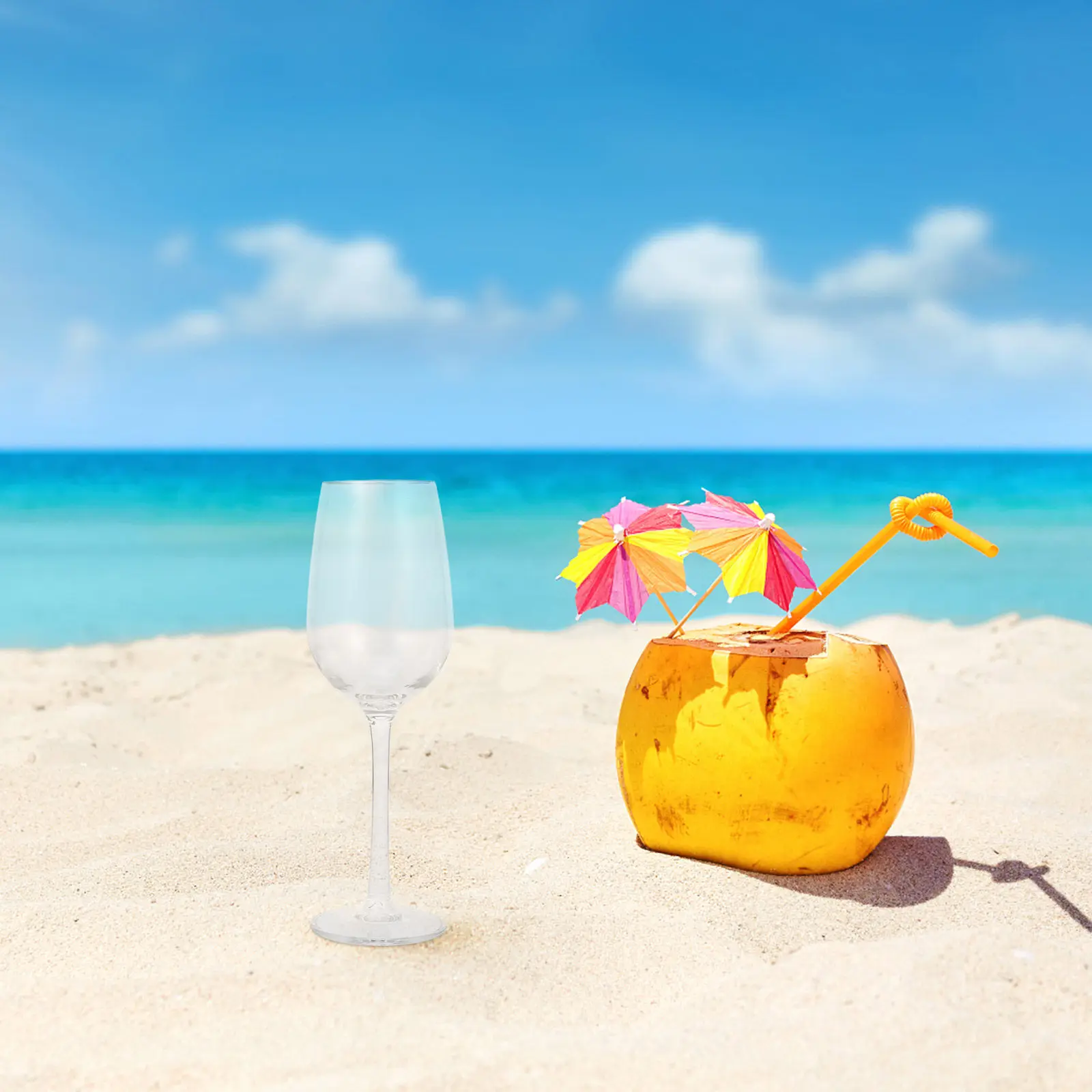 2Pcs Floating Wine Cups Modern Stylish Pool Float Glasses for Water Fun Beach Outing Decor Unbreakable view 2