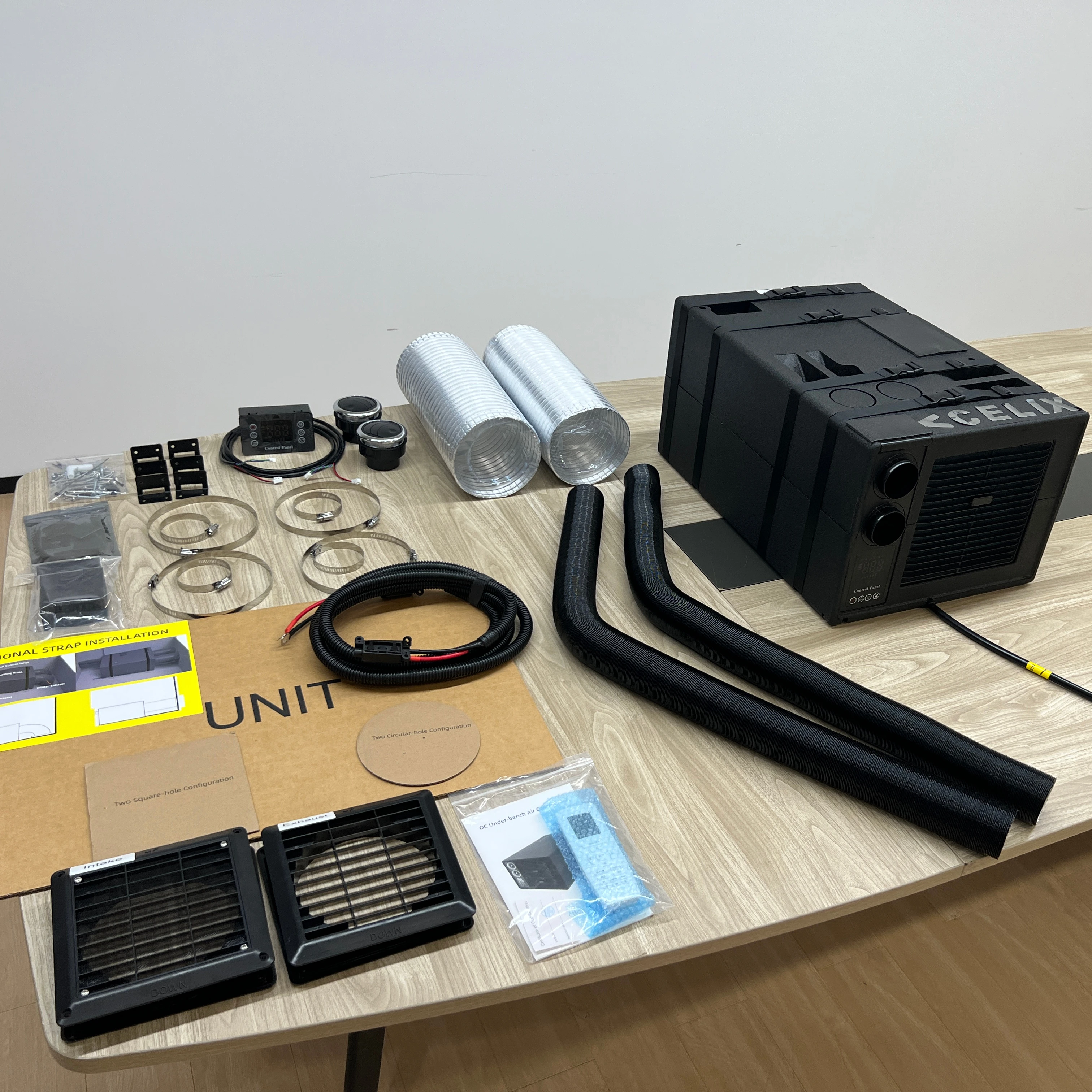 

Rv 12v Air Conditioner Car Marine Trucks Caravan 24V48V Under Bench Air Conditioner House Mobile Air Conditioning System Mini AC