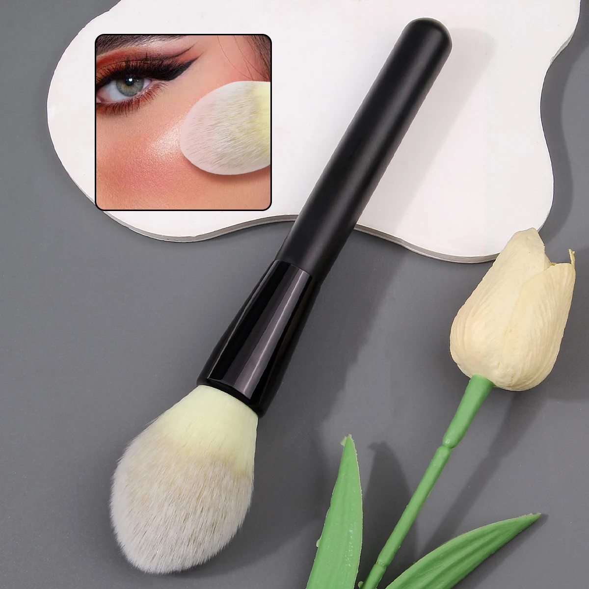 1 Stück Make-up-Pinsel mit Holzgriff und weichen Borsten, multifunktionaler Rougepinsel, loser Puderpinsel und Konturpinsel