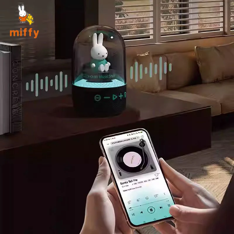 Kawaii Miffy Altoparlante Bluetooth senza fili Cartoon Effetti di luce colorati Accessori anime Dopamina Audio Bluetooth Regali per ragazze