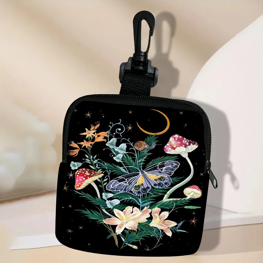 

Art Retro Prints Mini Coin Purse Square Sundries Pouch Portable Zipper Earphone Lipstick Storage Bag 7.18