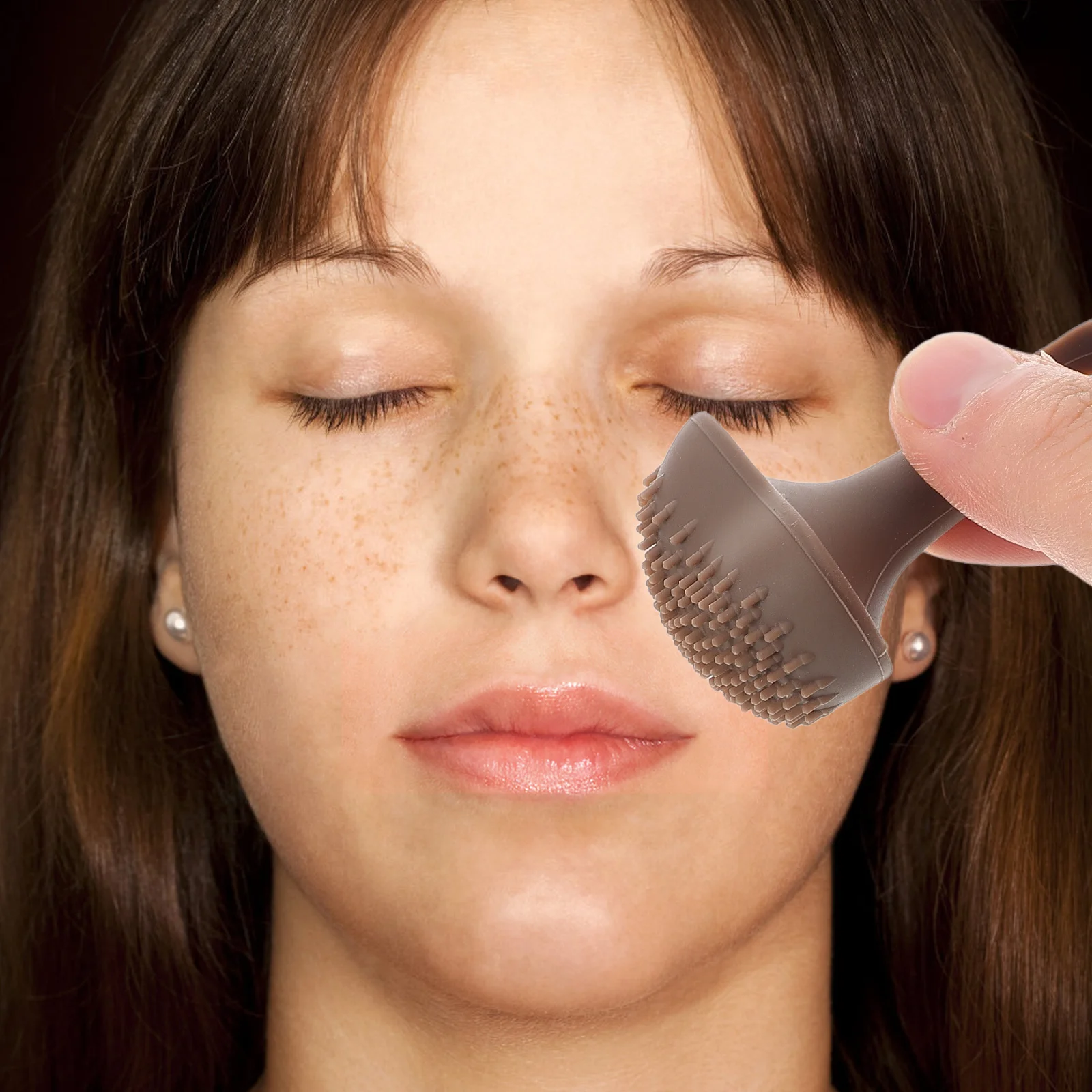 Waterproof Silicone Freckle Stamp Tool Brown Fake Freckle Pen for Temporary Face Freckles Makeup Natural Finish