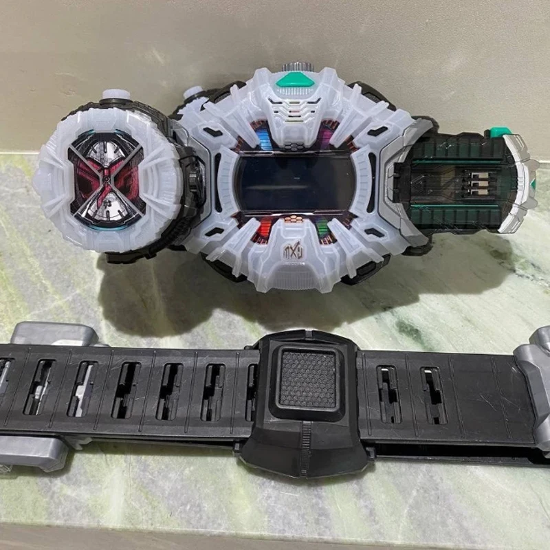 

New 2.0 Kamen Rider Zi-O Driver DX Upgraded Version Full Ridewatch Scan Sound with Standard Watches Role Play Gift Set for Kids