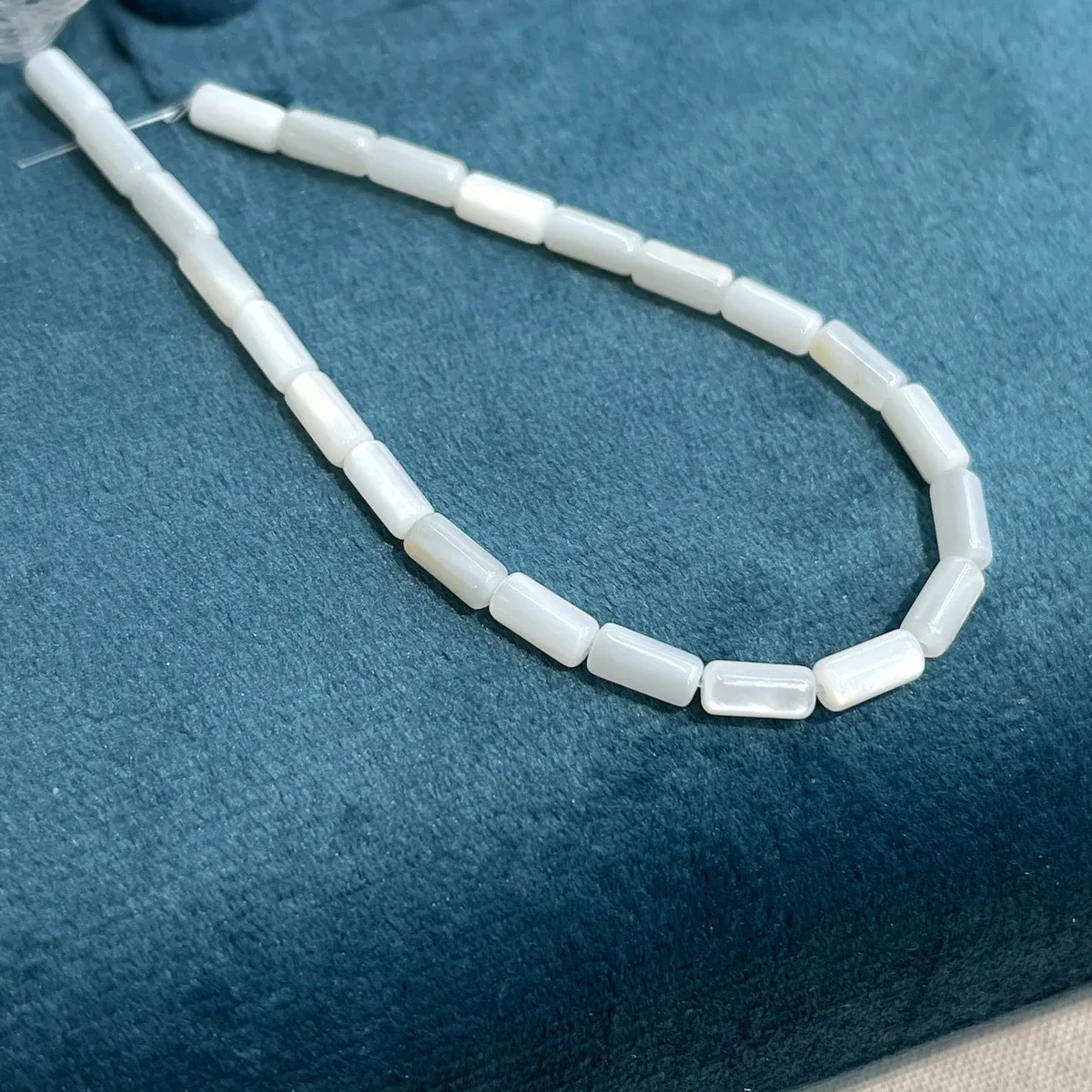 Natural Freshwater Shell Beads Strand 4x8mm White Cylinder Shell Beads for Jewelry Making DIY Necklace Charms Accessories 18cm