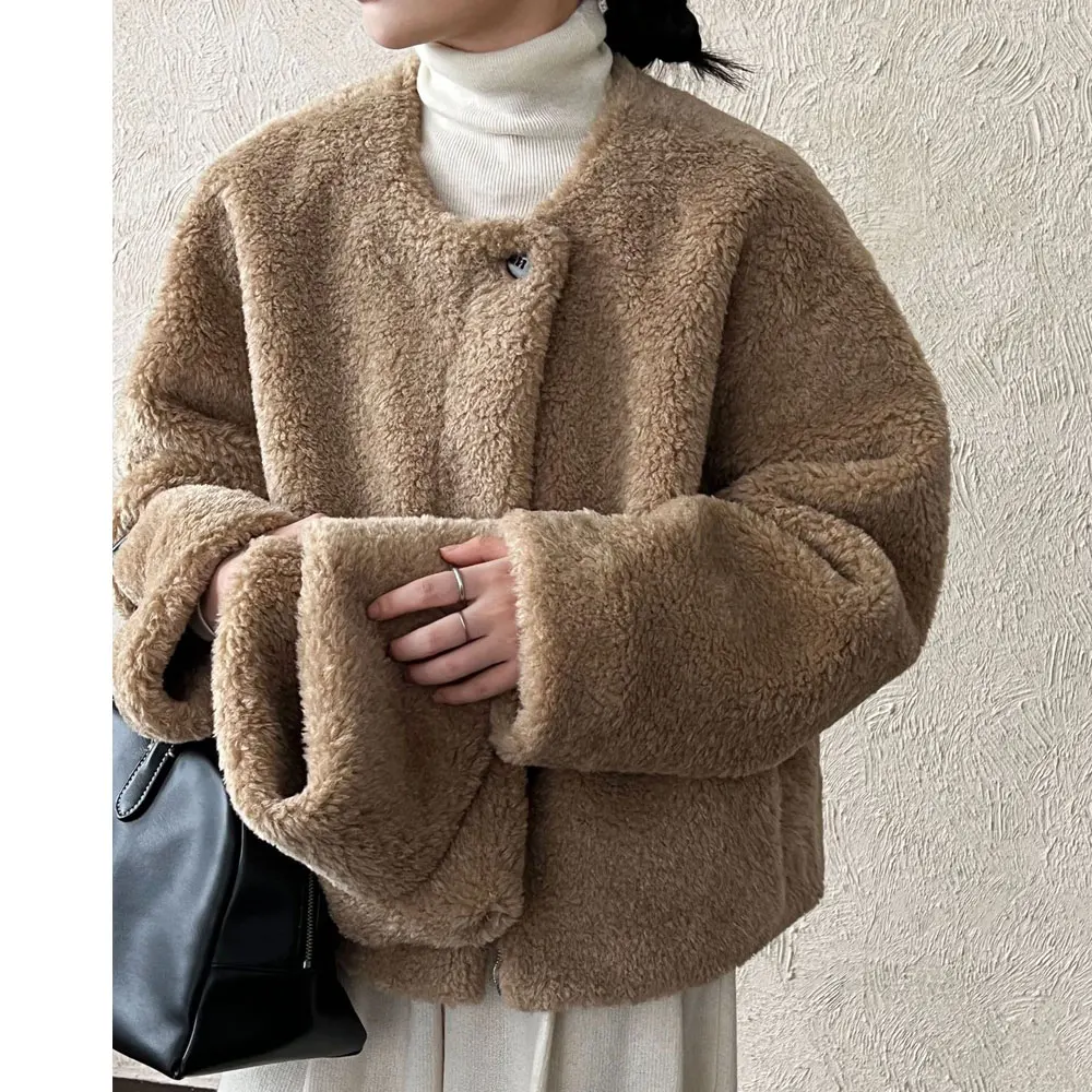 

2025 Women Winter Warm Furry Coat With Scarf Faux Fur O-Neck One Button Coat Jacket Women Tops Coat Casaco Feminino