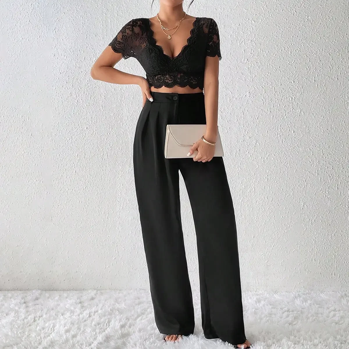 

Elegant and stylish women's two-piece set small V-neck short-sleeved fan type fluorozipper belt ring pants