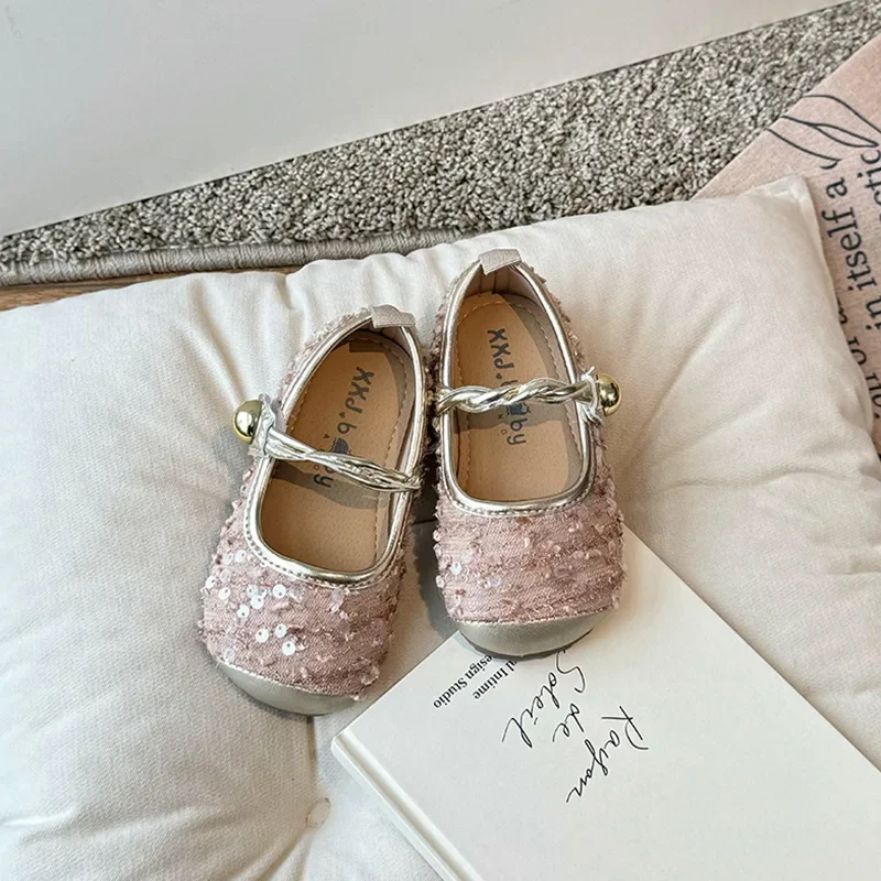 Bambini Mary Jane scarpe da principessa in pelle per ragazze 2024 primavera nuova suola morbida Party dolce bocca poco profonda scarpe singole