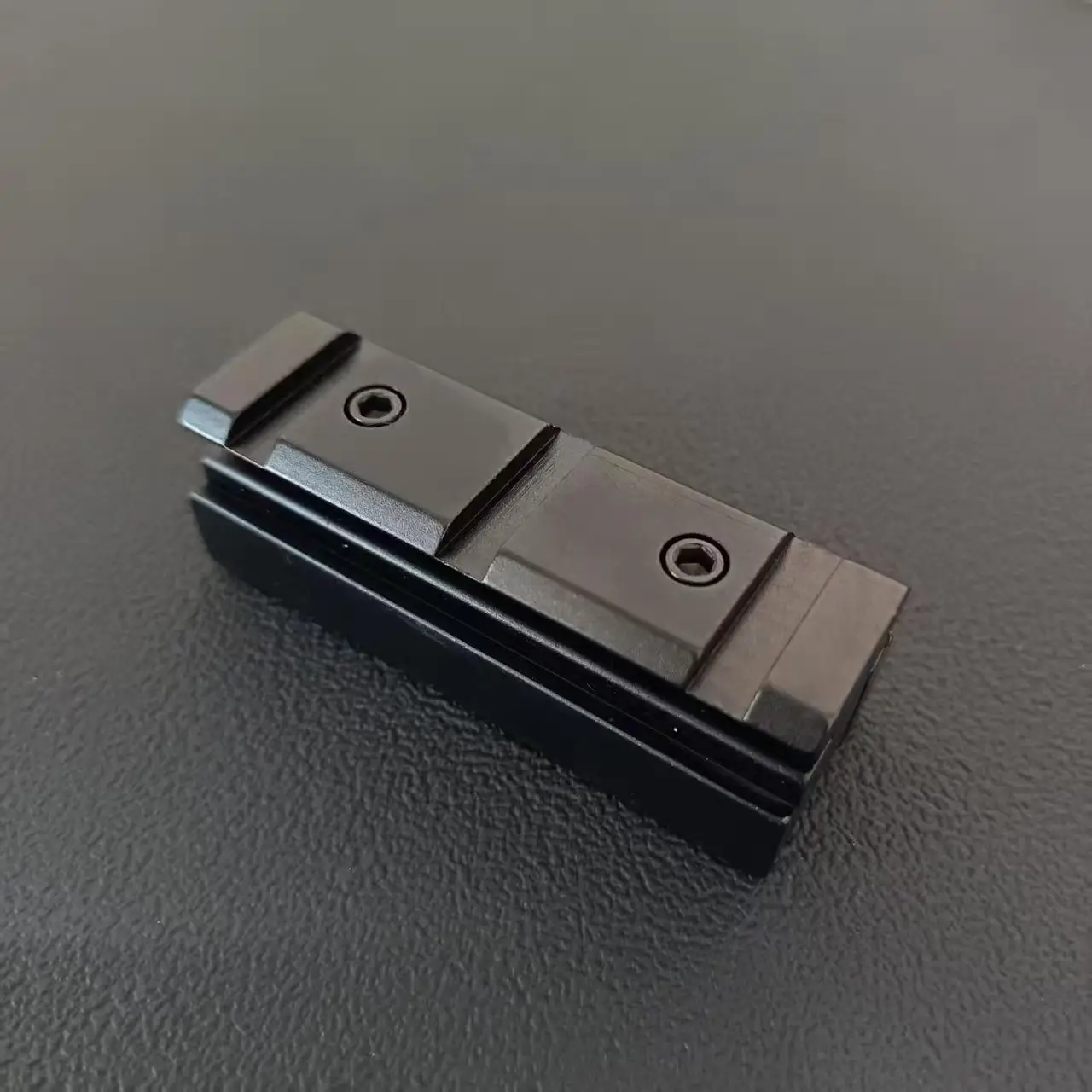 Adaptador riel Weaver a Picatinny táctico aluminio ligero versátil - imagen 3