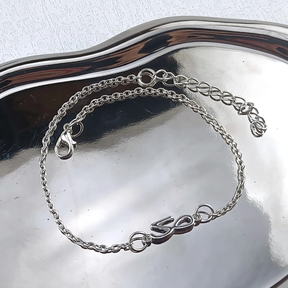 Gold- und Silberfarbene Idol-Halskette und Armband, Trendiger Personalisierter Schmuck für Männer und Frauen, Geschenke für Fans und Paare