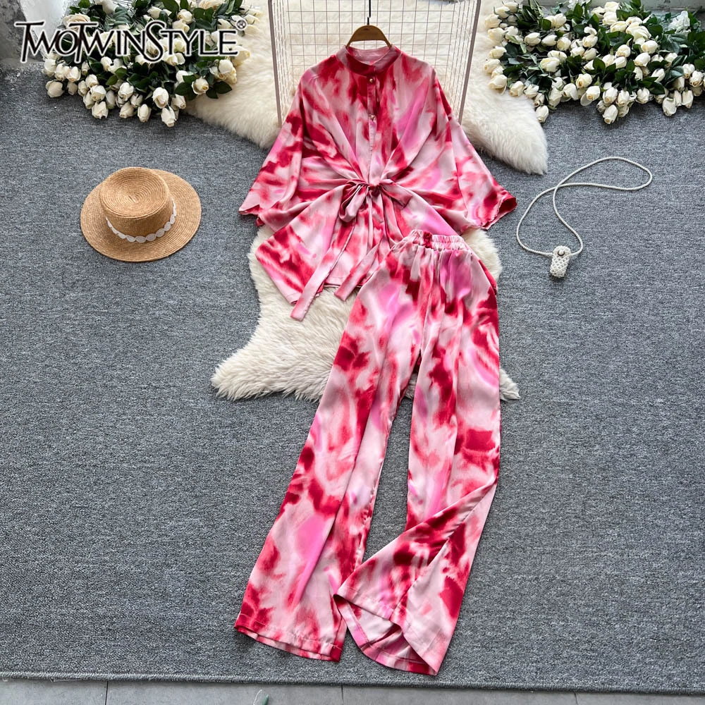

TWOTWINSTYLE Tie Dye Slim Two Piece Sets For Women Round Neck Half Sleeve Top High Waist Pants Casual Set Female New KSE540894