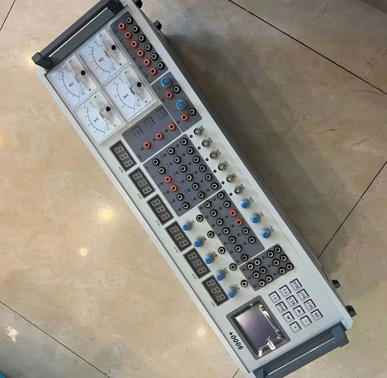 

Симулятор тестирования ЭБУ MST 9000+ Инструменты для автомобильного программирования MST-9000+ Работает на 110 В 220 В для всех автомобилей mst9000+ 2 года гарантии